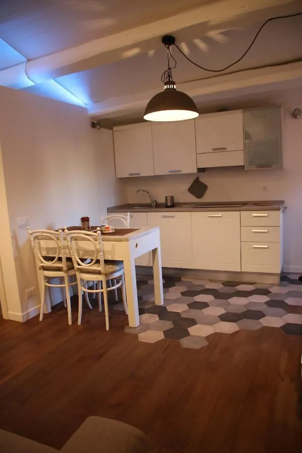 Cozy Studio In Trastevere Rome 0*,
